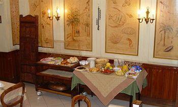 Hotel Regina Pinerolo Buitenkant foto
